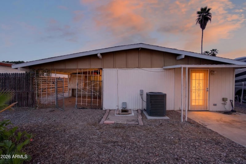 1771 74th St, Mesa, AZ 85209