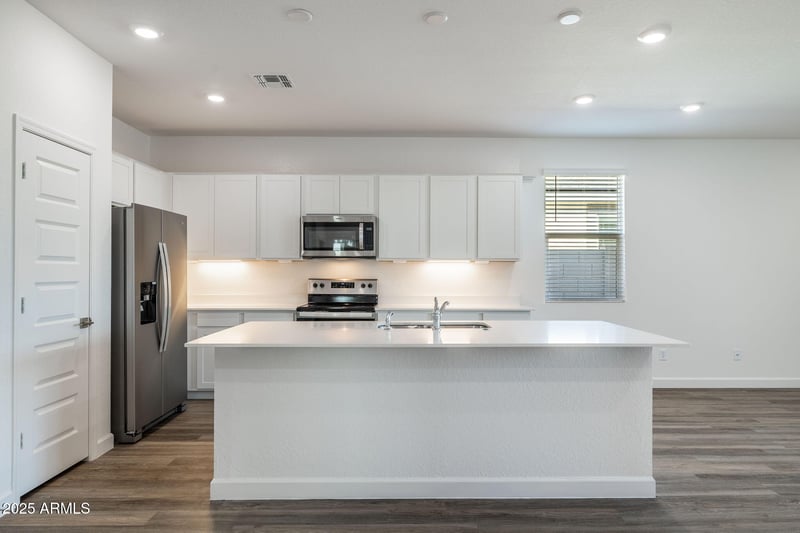 17718 Purdue Ave, Waddell, AZ 85355