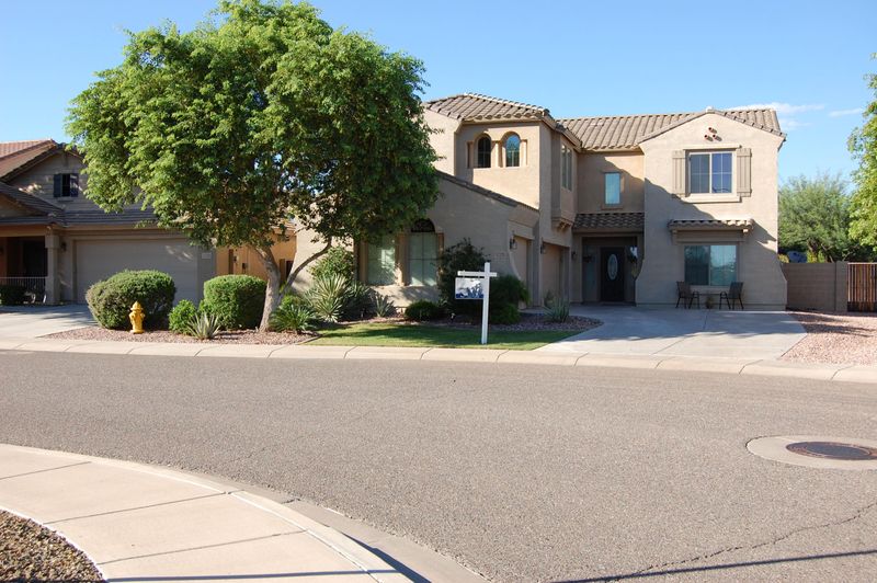 17728 W Crocus Dr, Surprise, AZ 85388