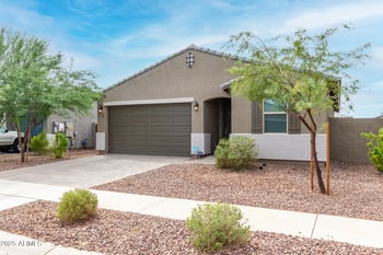 17729 W Fetlock Trl, Surprise, AZ 85387