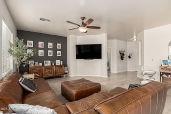 17733 90th Ave, Peoria, AZ 85382