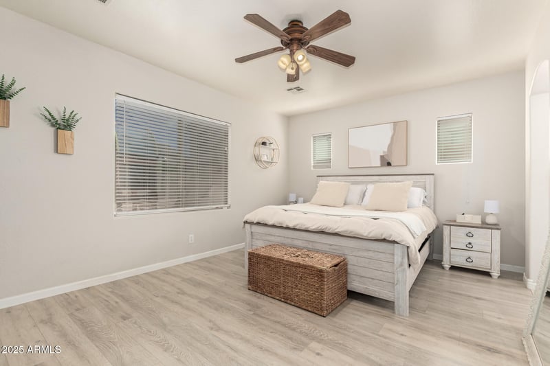 17733 90th Ave, Peoria, AZ 85382