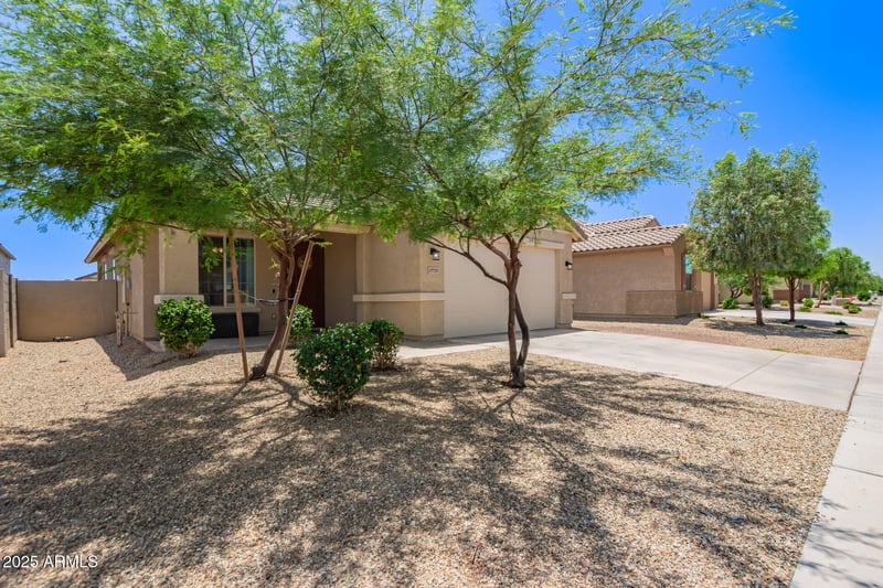 17735 Jessie Ln, Surprise, AZ 85387