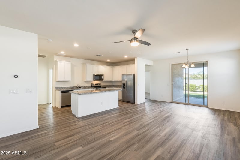 17736 Paraiso Dr, Surprise, AZ 85387
