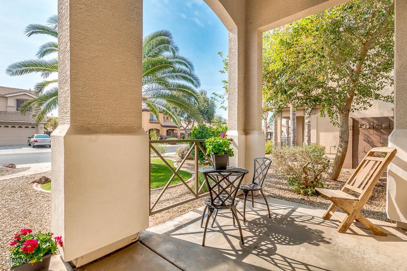 1774 E San Carlos Pl, Chandler, AZ 85249