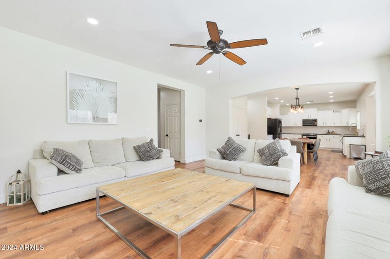 17743 W Evans Dr, Surprise, AZ 85388