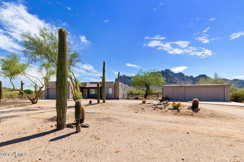 1775 N Mountain View Rd, Apache Junction, AZ 85119