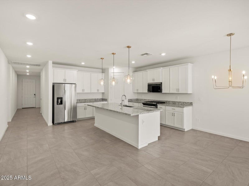 17758 Odeum Ln, Goodyear, AZ 85338