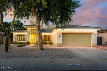 17760 W Ivy Ln, Surprise, AZ 85388