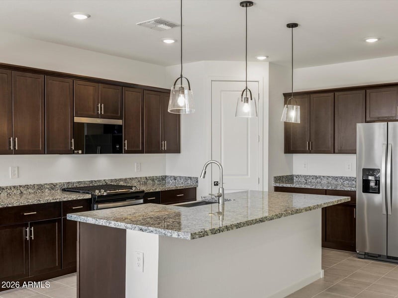 17761 W Illini St, Goodyear, AZ 85338