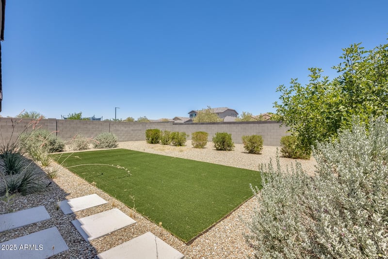 17762 Paraiso Dr, Surprise, AZ 85387