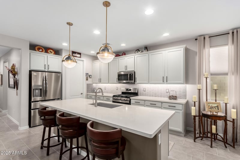 17765 Silverwood Dr, Goodyear, AZ 85338