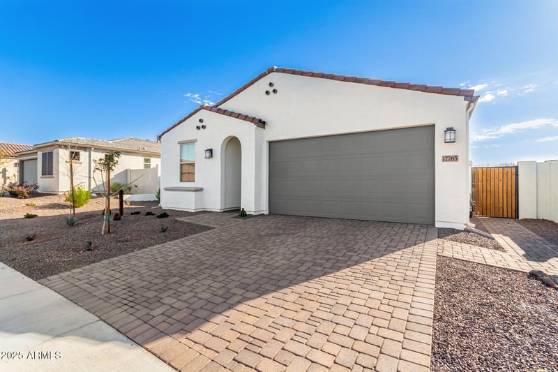 17765 Silverwood Dr, Goodyear, AZ 85338