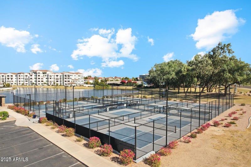 1777 Ocotillo Rd #29, Chandler, AZ 85248