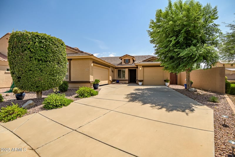 17781 Crocus Dr, Surprise, AZ 85388