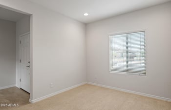 17782 Getty Dr, Goodyear, AZ 85338