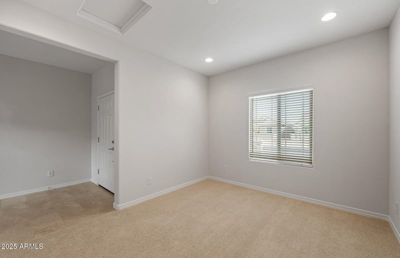 17782 Getty Dr, Goodyear, AZ 85338