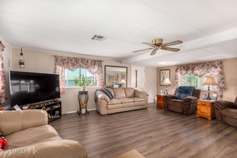 1779 74th St, Mesa, AZ 85209