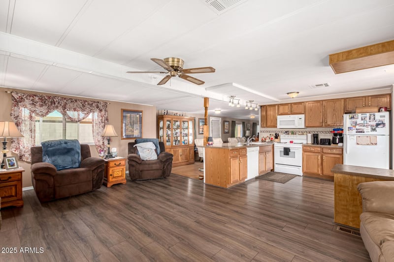 1779 74th St, Mesa, AZ 85209