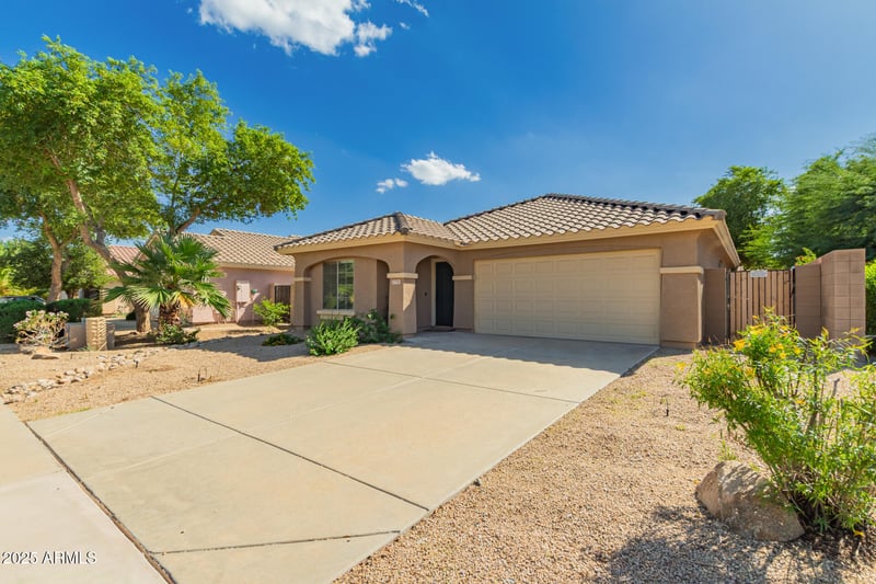 17791 Calavar Rd, Surprise, AZ 85388