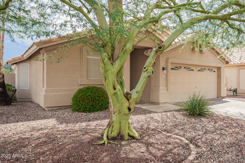17799 Lainie Ct, Surprise, AZ 85378