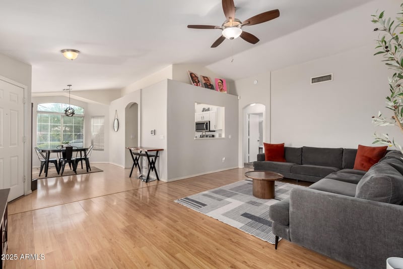 178 Jasper Dr, Gilbert, AZ 85233