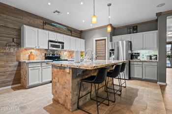 1780 222nd Ln, Buckeye, AZ 85326