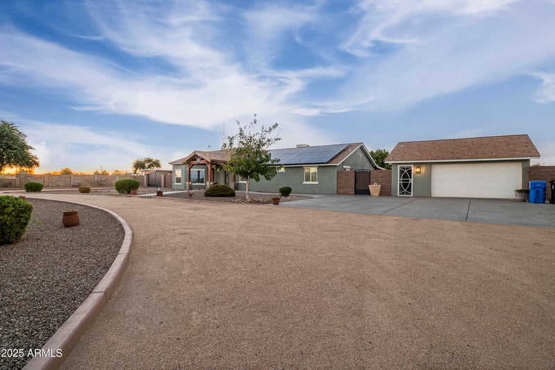 17802 Norwich Dr, Surprise, AZ 85387