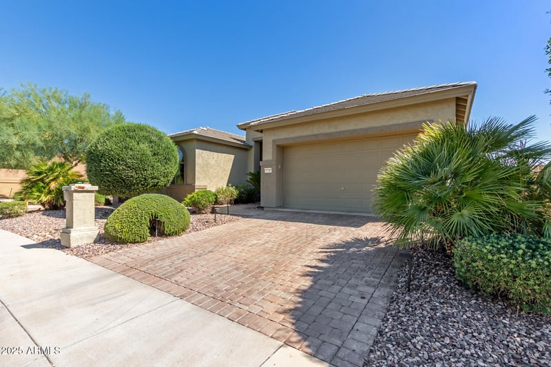 17807 Canal Dr, Surprise, AZ 85374