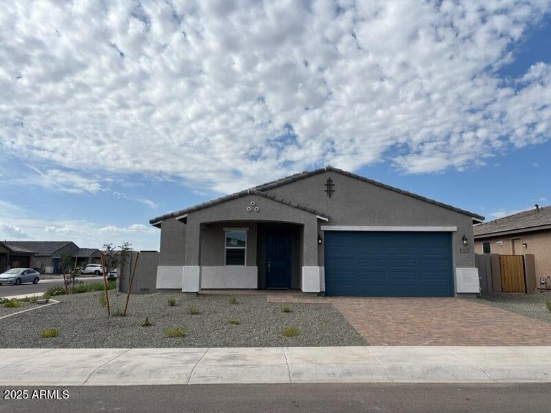 17807 Pierson St, Goodyear, AZ 85395