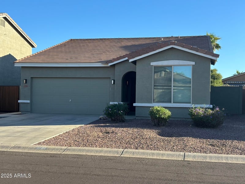 1781 Gold Mine Way, San Tan Valley, AZ 85144
