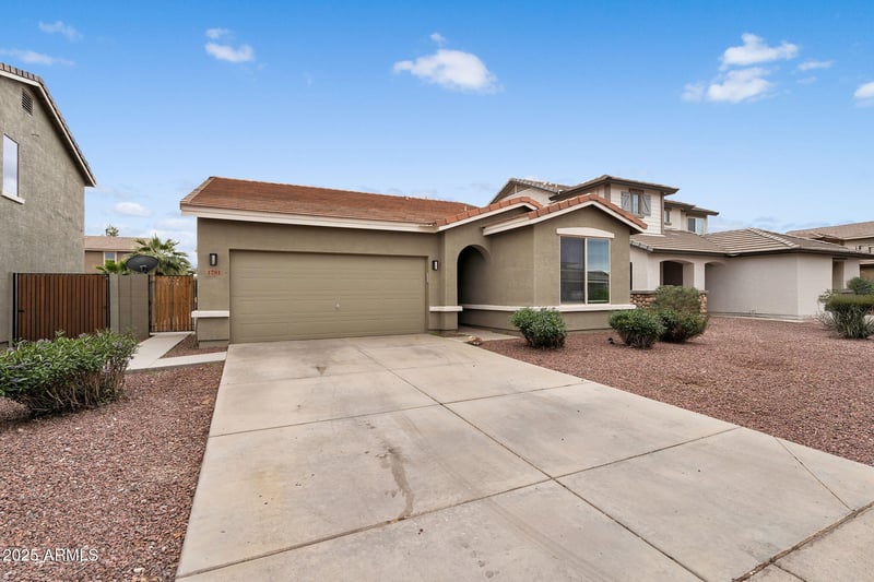 1781 Gold Mine Way, San Tan Valley, AZ 85144