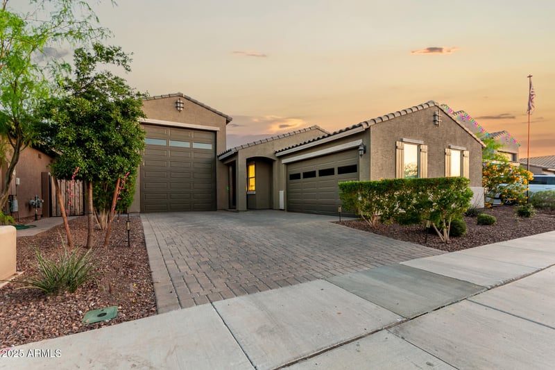 17813 Pinnacle Vista Dr, Surprise, AZ 85387