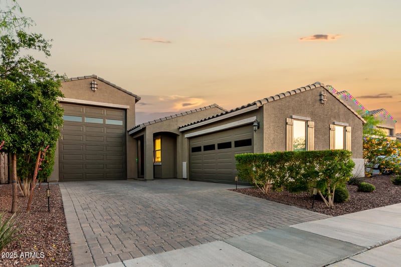 17813 Pinnacle Vista Dr, Surprise, AZ 85387