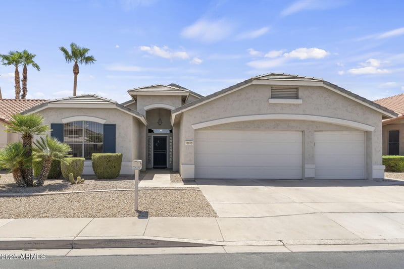 17813 Primrose Ln, Surprise, AZ 85374