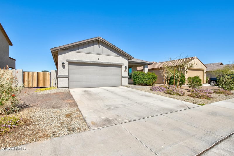 17814 Paraiso Dr, Surprise, AZ 85387