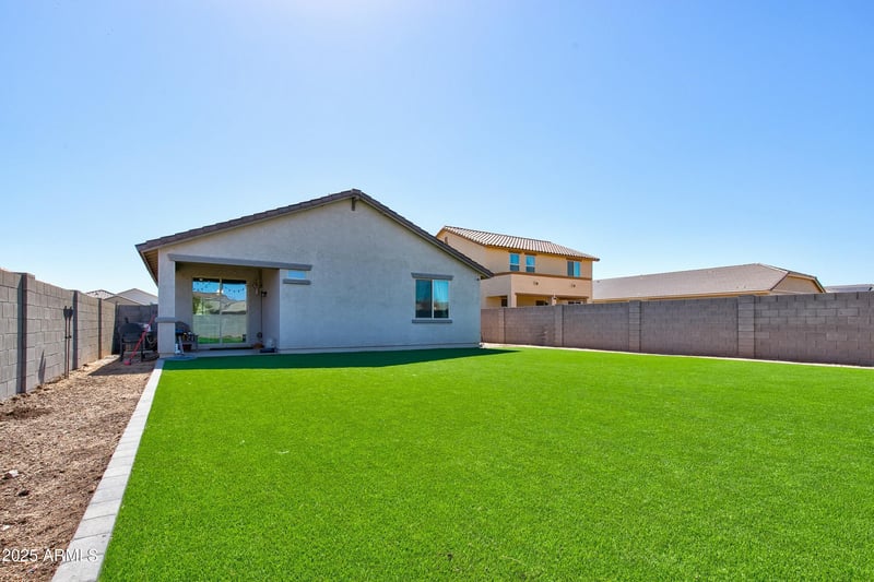 17814 Paraiso Dr, Surprise, AZ 85387
