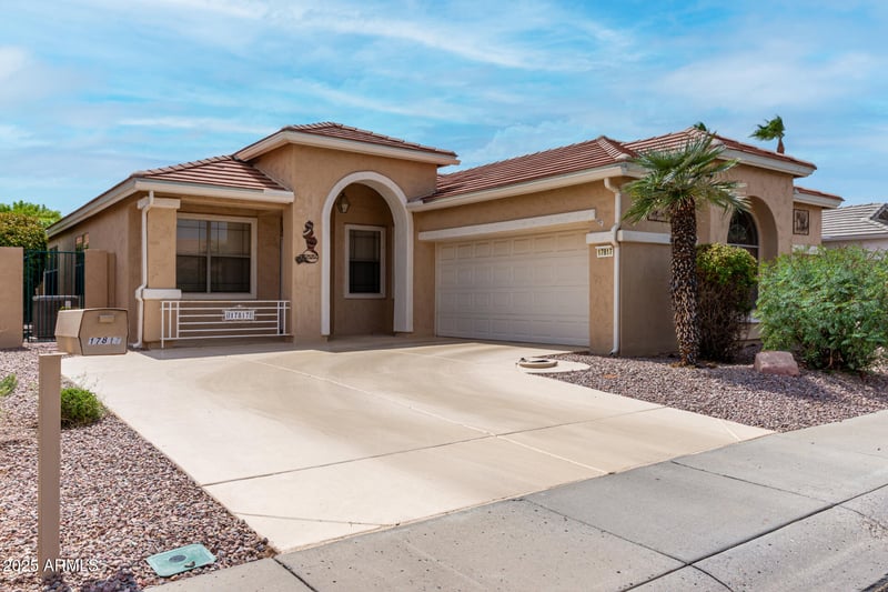 17817 Arizona Dr, Surprise, AZ 85374