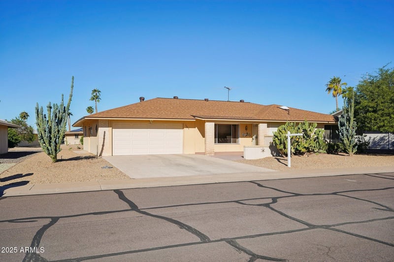 17818 Buntline Dr, Sun City West, AZ 85375