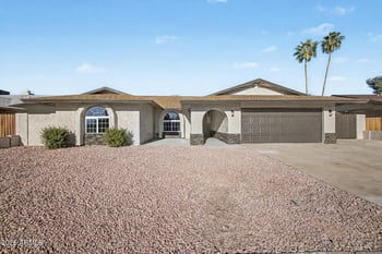 17819 57th Dr, Glendale, AZ 85308