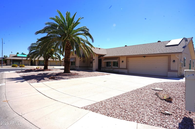 17819 136th Ct, Sun City West, AZ 85375