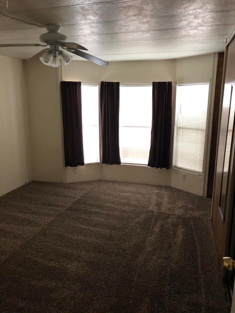 17821 N 2nd St, Phoenix, AZ 85022