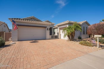 17822 Erin Ln, Surprise, AZ 85374