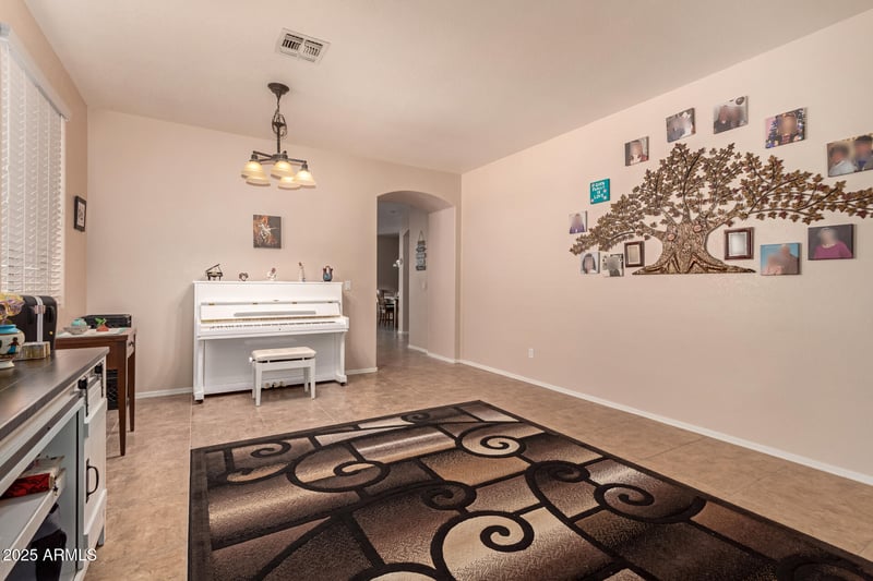 17825 Lincoln St, Goodyear, AZ 85338