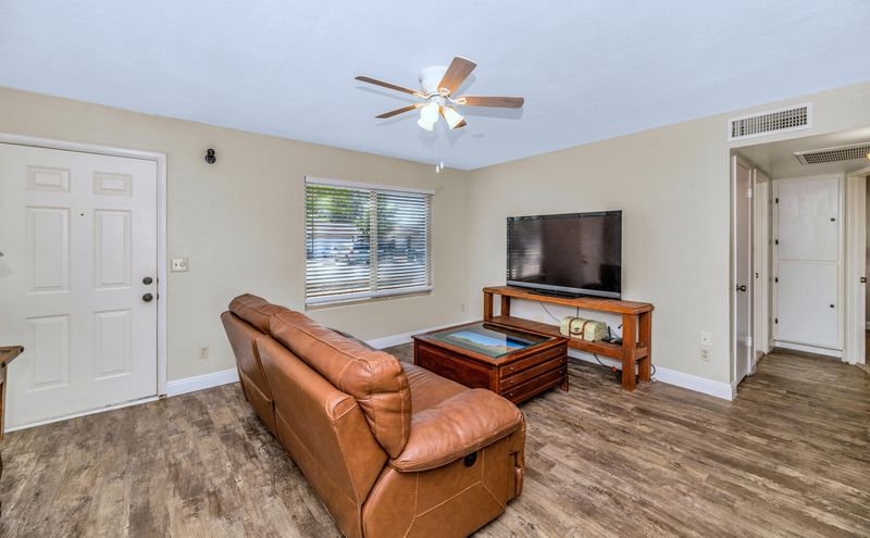 17826 N 30th St, Phoenix, AZ 85032