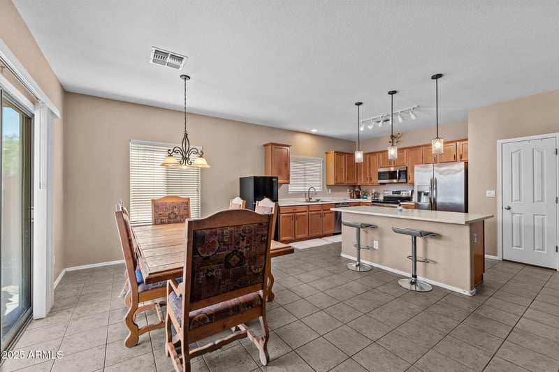 17826 Port Royale Ln, Surprise, AZ 85388