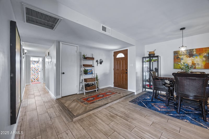 17827 9th Ave, Phoenix, AZ 85023