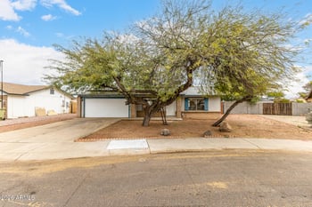 17831 55th Dr, Glendale, AZ 85308