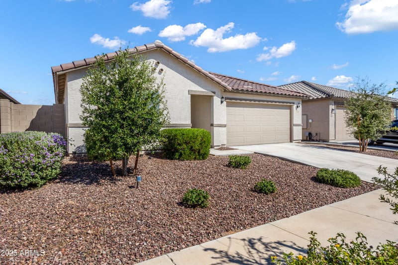 17832 Oberlin Way, Surprise, AZ 85387