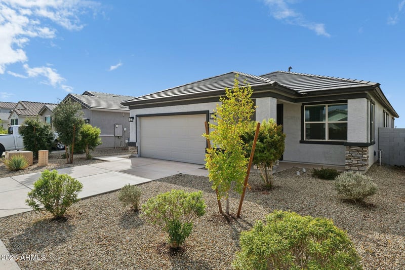 17833 Daley Ln, Surprise, AZ 85387